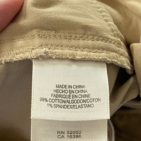 Liz Claiborne Jackie Bermuda Shorts Tan Classic Style Mid Rise Size 10 - Picture 4 of 11